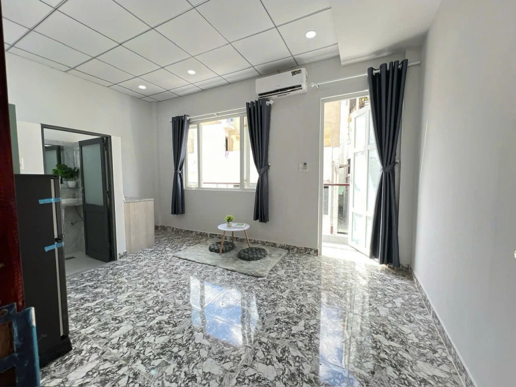 CẦN PASS PHÒNG STUDIO CÓ BAN CÔNG RIÊNG - GÒ VẤP ,TPHCM