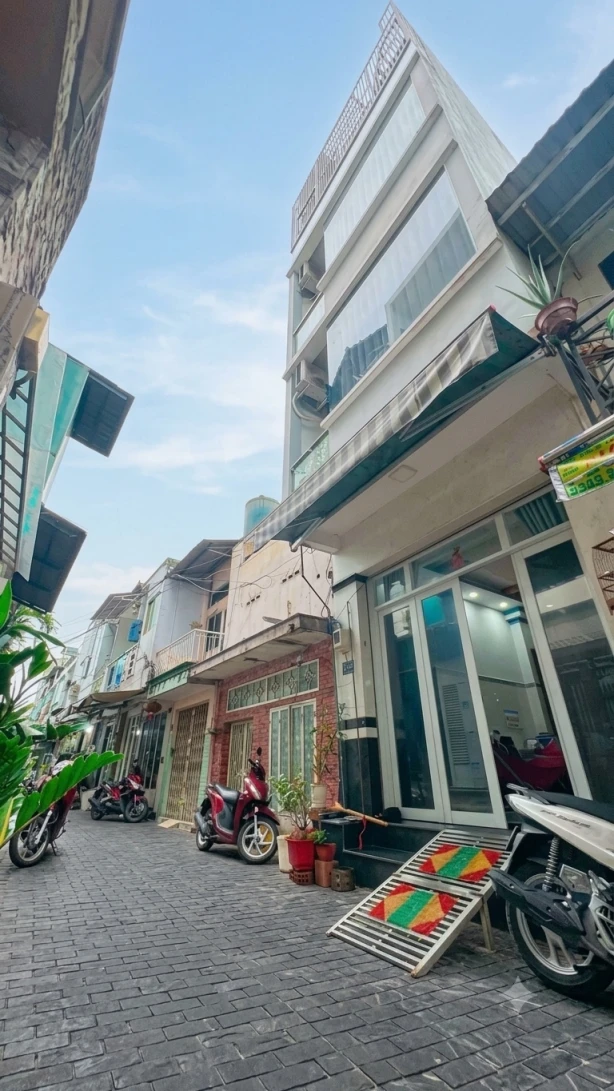 BÁN NHÀ 4 TẦNG KHU VIP BÔNG SAO, P.5 Q.8 - VIEW CÔNG VIÊN - CHỈ 4,98 TỶ - LH 0784968131