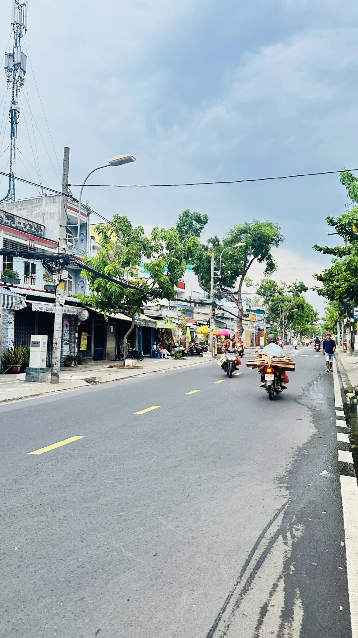 BÁN NHÀ HẺM XE HƠI-PHẠM THẾ HIỂN QUẬN 8 - NGANG 9.1M - 94M2- NHỈNH 7TỶ- LH 0784968131