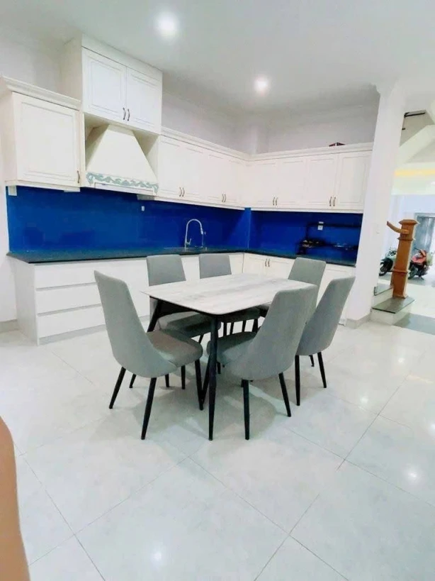 BÁN NHÀ 4 TẦNG GẦN HẺM XE HƠI  DƯƠNG BÁ TRẠC Q8 - 46M2 - 4PN - NHỈNH 6 TỶ - LH 0784968131