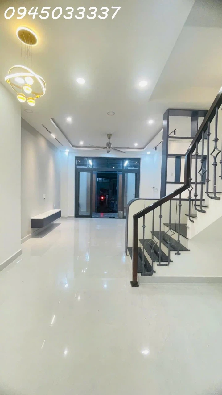 Bán Nhà Phường Phú Mỹ, Quận 7, Dt Đất 70M2 (4.2M × 16.5M), Giá 5.1 Tỷ