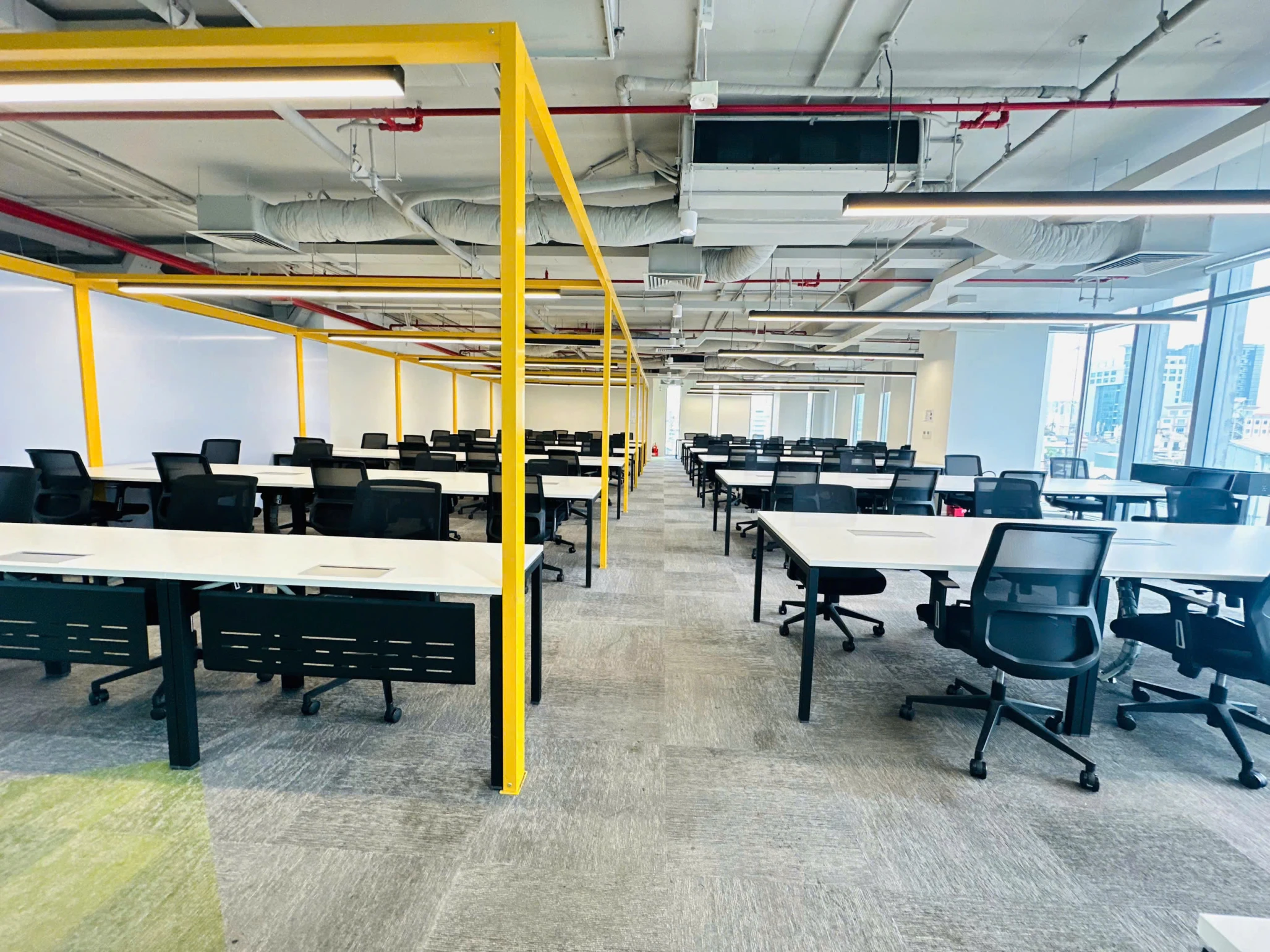 VĂN PHÒNG TRUNG TÂM QUẬN 1 - 503 M2 - TẶNG FULL NỘI THẤT - FREE PHÍ QL