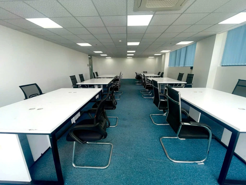 CHÍNH CHỦ CHO THUÊ VĂN PHÒNG 90M2 - ĐƯỜNG UNG VĂN KHIÊM