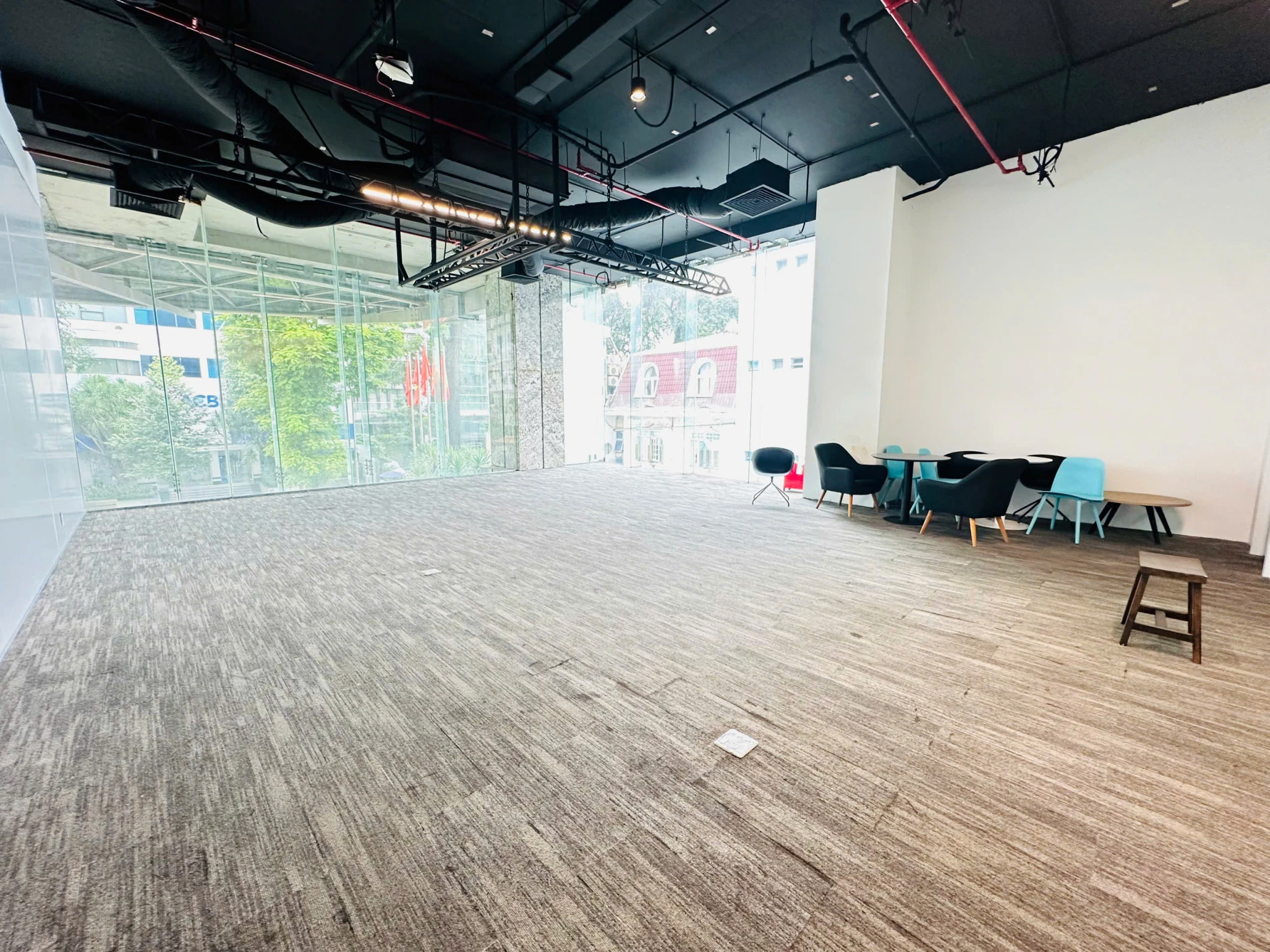 VĂN PHÒNG 441M² - Q.1 - TRẦN CAO 4M -  GẦN DIAMOND PLAZA VÀ NHÀ THỜ ĐỨC BÀ.