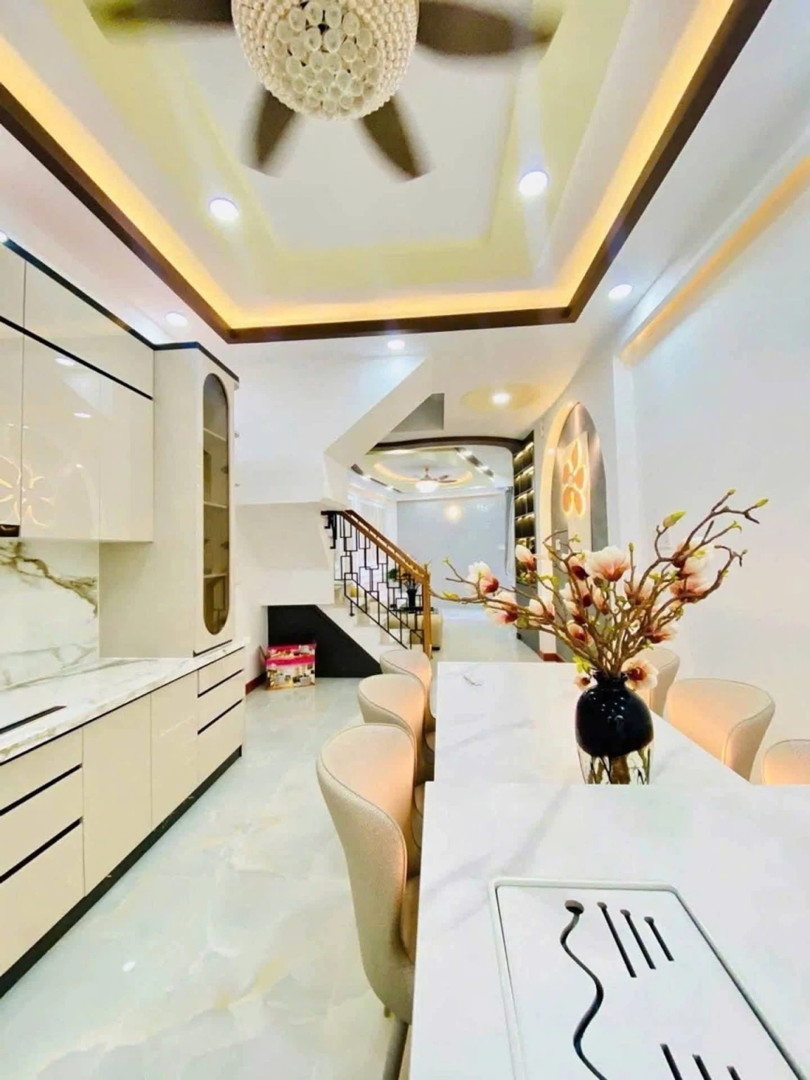 NHÀ HẺM XE HƠI – QUẬN 10 - DT 41M2 - GIÁ CHỈ 9TỶ  XÍU