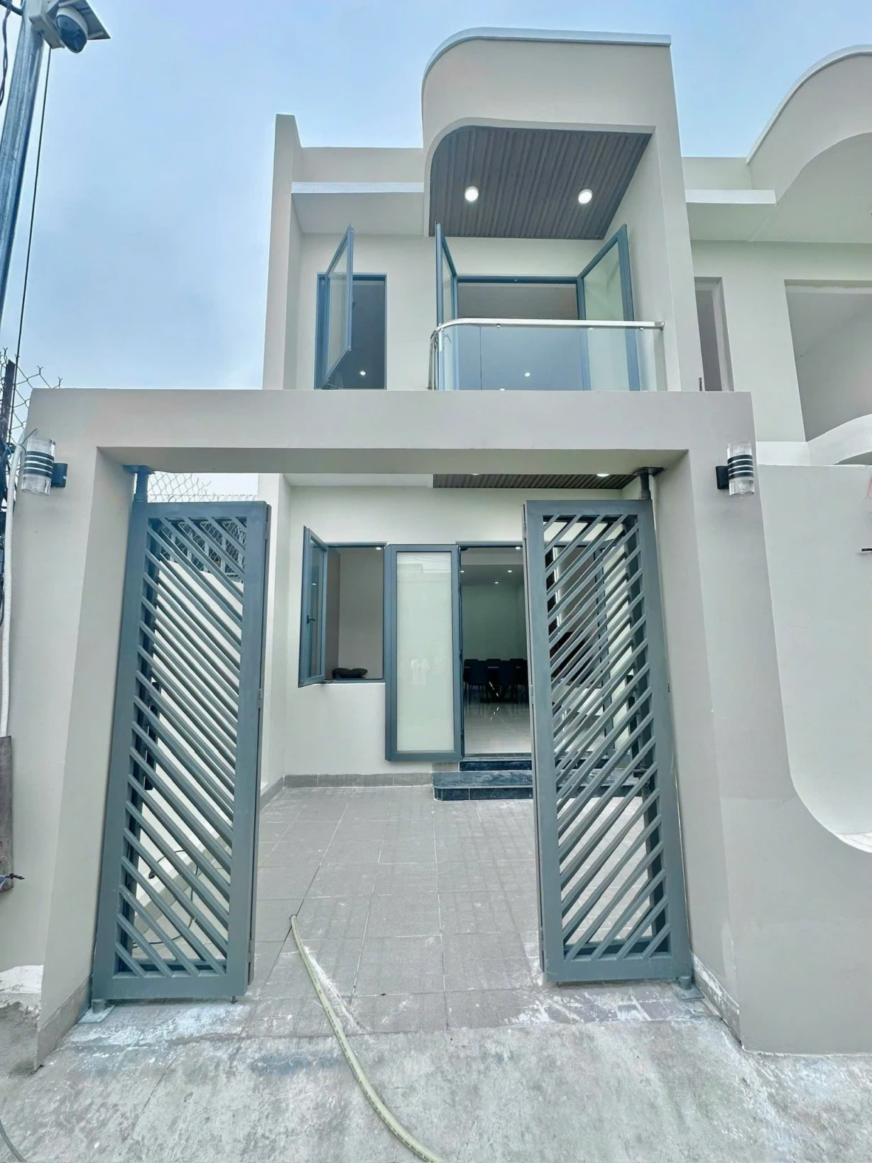 Nhà Mới Đẹp DT768 – 3PN, Sổ Riêng, Nội Thất Đầy Đủ, Giá Tốt Tân Triều