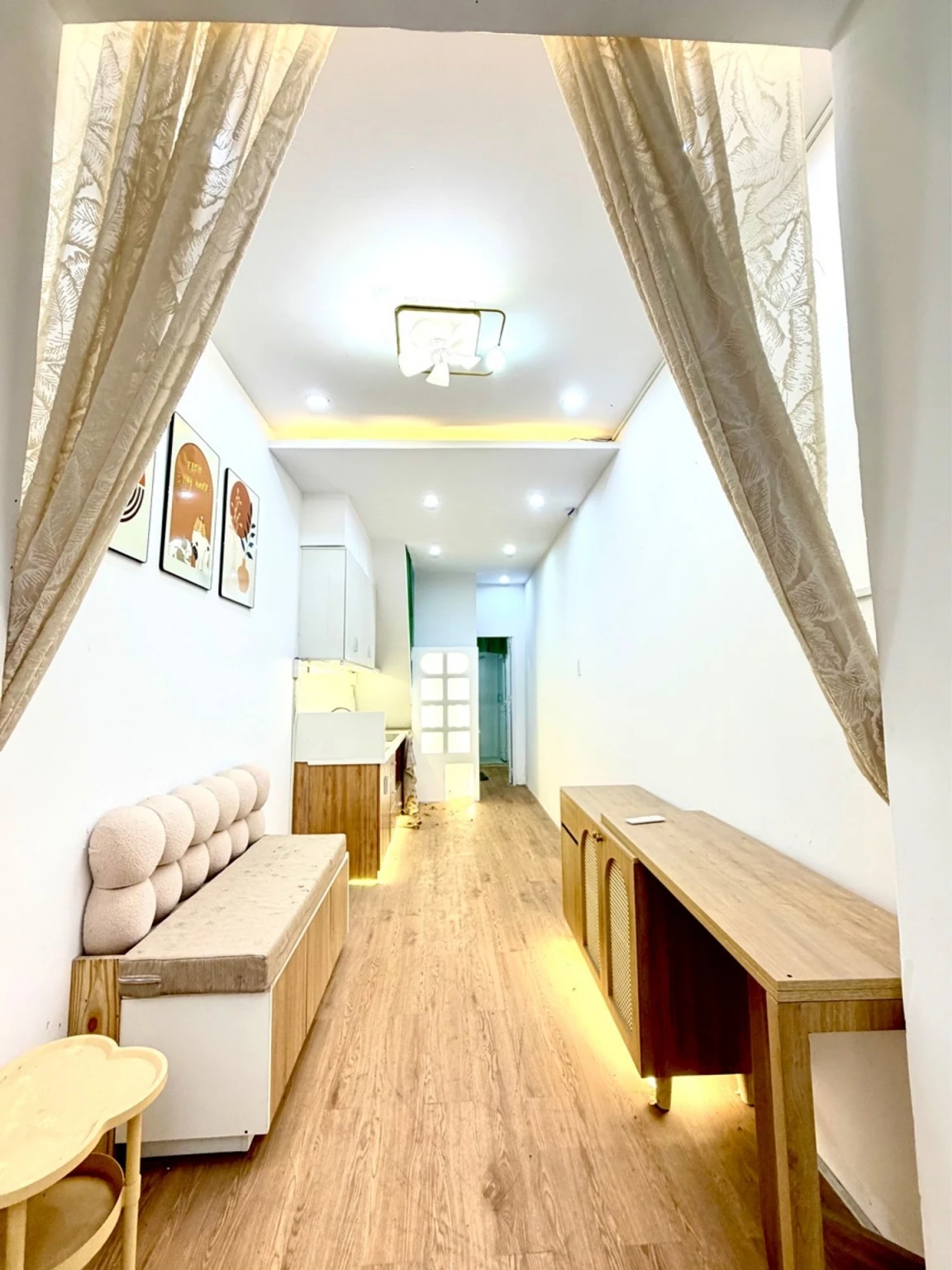SIÊU PHẨM TÂN BÌNH LÝ THƯỜNG KIỆT - 23M2 ( 2.2 x 10.3m ) - SỔ HỒNG RIÊNG - CHỈ [2T nhỏ ] - MỚI ĐẸP Ở NGAY