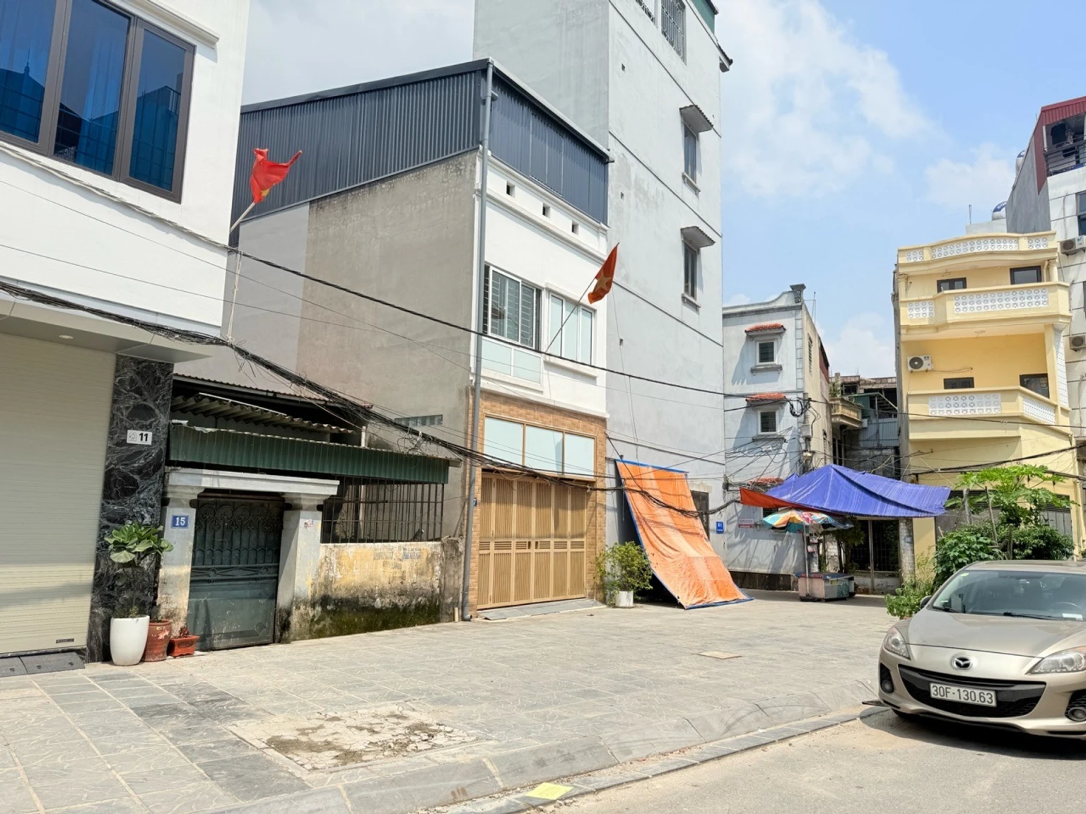 Mảnh đất vàng Thượng Thanh 23 tỷ 77m vỉa hè mới mở đường