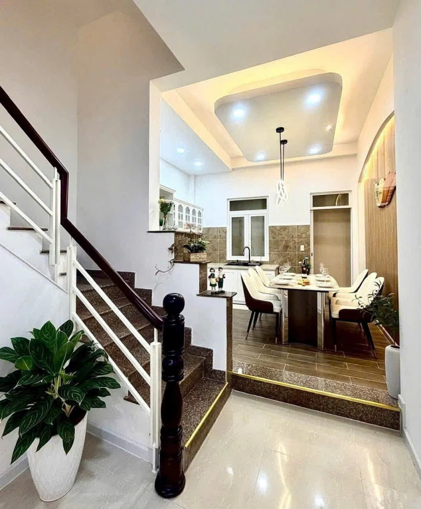 CHO THUÊ NHÀ - Chiến Thắng, P.9, Q.Phú Nhuận - 4pn 4wc - 22tr/tháng