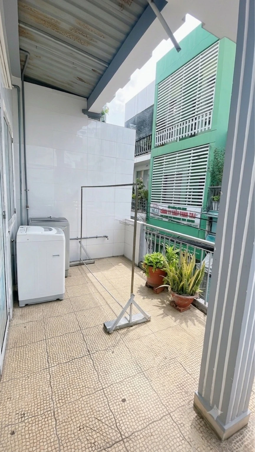 (SIÊU PHẨM) - MẶT TIỀN KINH DOANH - 35/47M2 (3.5❌10) - 2 TẦNG ĐÚC BTCT - HẺM 5M XE HƠI THÔNG NGUYỄN VĂN CÔNG - ĐỐI DIỆN BV175 - GIÁ: 5.1 TỶ