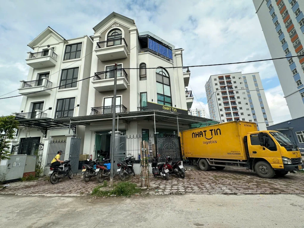 CHÍNH CHỦ CẦN CHO THUÊ NHÀ TẦNG 1 + TẦNG 2 – KHU BIỆT THỰ NHÀ VƯỜN ĐỀN LỪ 3 TƯƠNG MAI HN