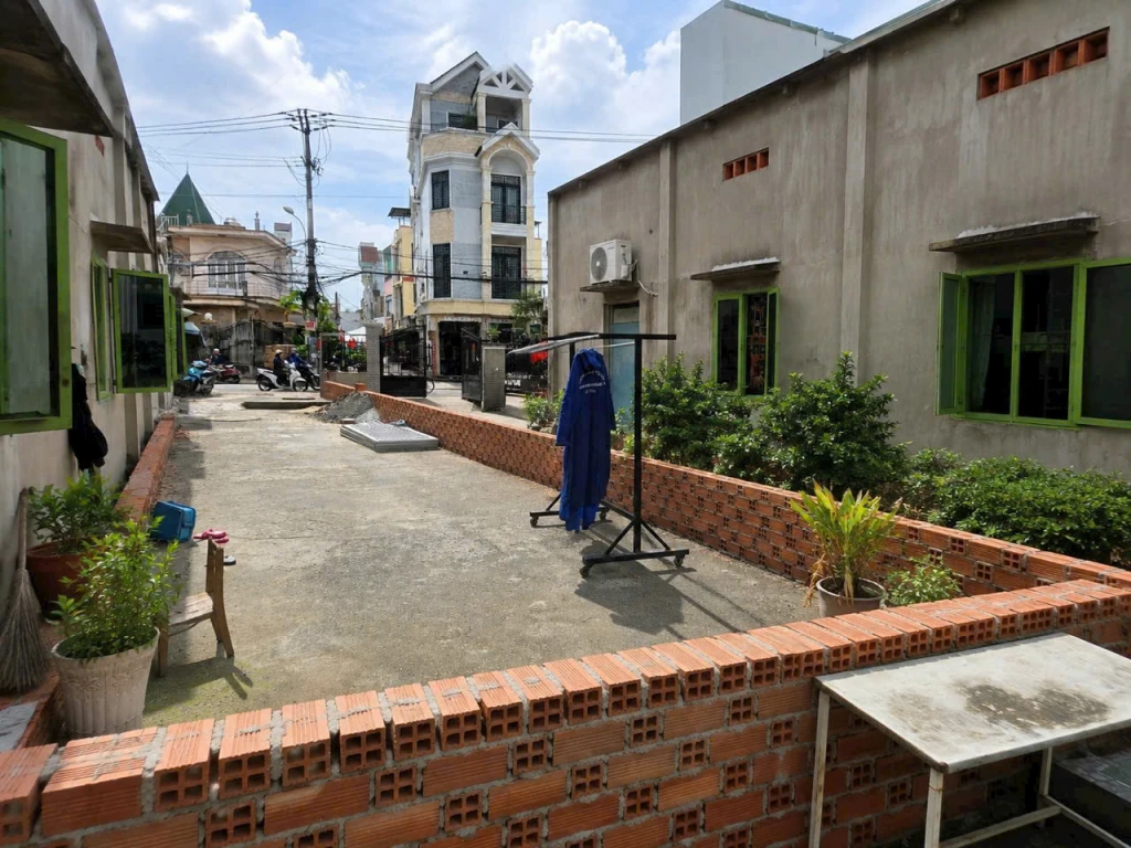 Cần bán đất MT đường Hiệp Thành , P.Tân Thới Hiệp - TPHCM  Dt: 4m x 22m diện tích công nhận 83,3m