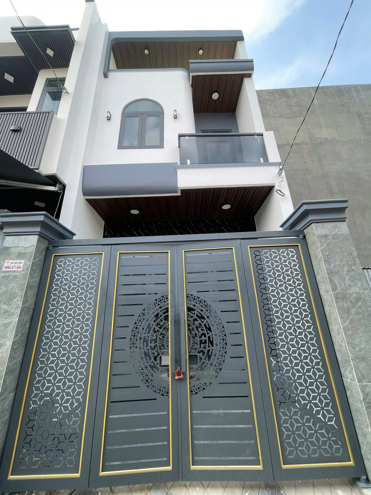 BIÊN HÒA - NHÀ 1 TRỆT 1 LẦU MỚI GẦN CHỢ ĐỒN - 3,2 TỶ