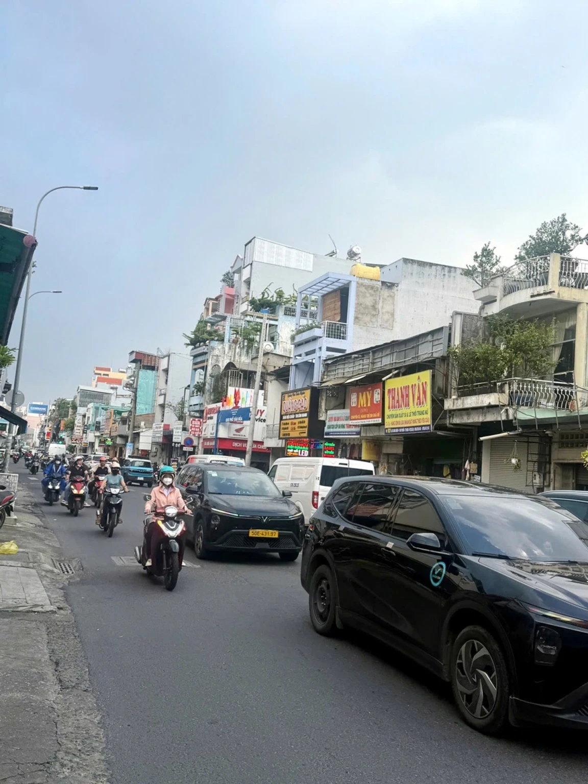 MẶT TIỀN KINH DOANH SÁT CHỢ VẢI TÂN BÌNH. GIÁ 18 tỷ