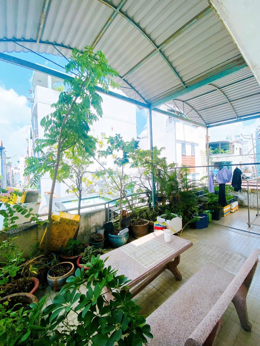 Cho thuê phòng trọ Lê Văn Sỹ, QUẬN 3, giá 2.5 triệu