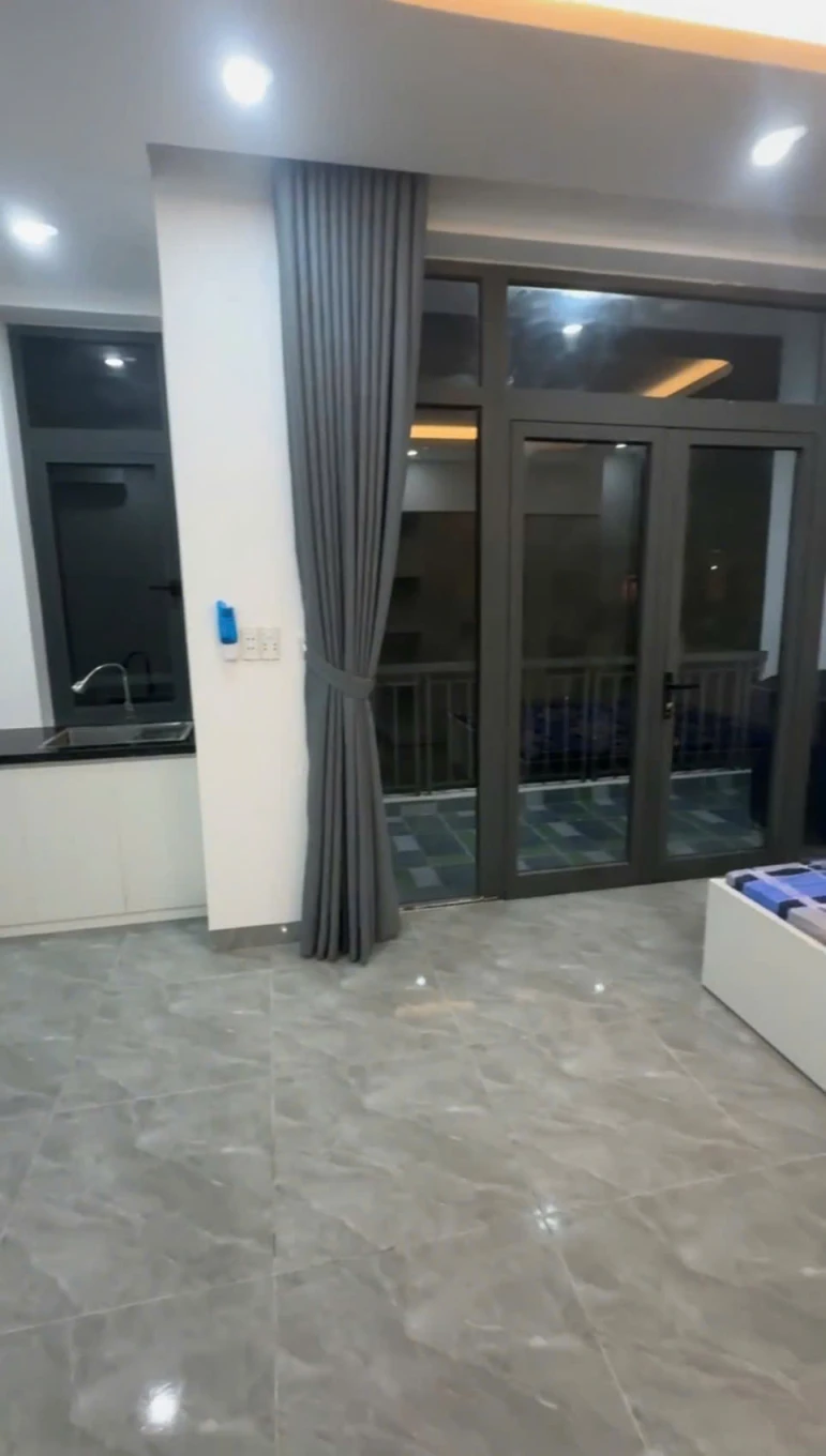 CHÍNH CHỦ CHO THUÊ STUDIO  – FULL NỘI THẤT – BAN CÔNG RIÊNG – ECO CHARM ĐÀ NẴNG