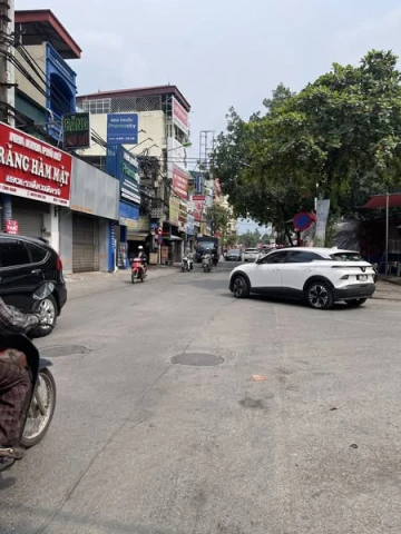 NHÀ ĐẸP NGÕ 255 - ĐƯỜNG LĨNH NAM- PHỐ VĨNH HƯNG