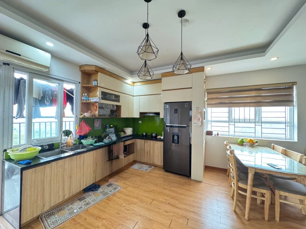 Chủ nhà cần bán gấp căn góc view thoáng – Chung cư Thanh Hà