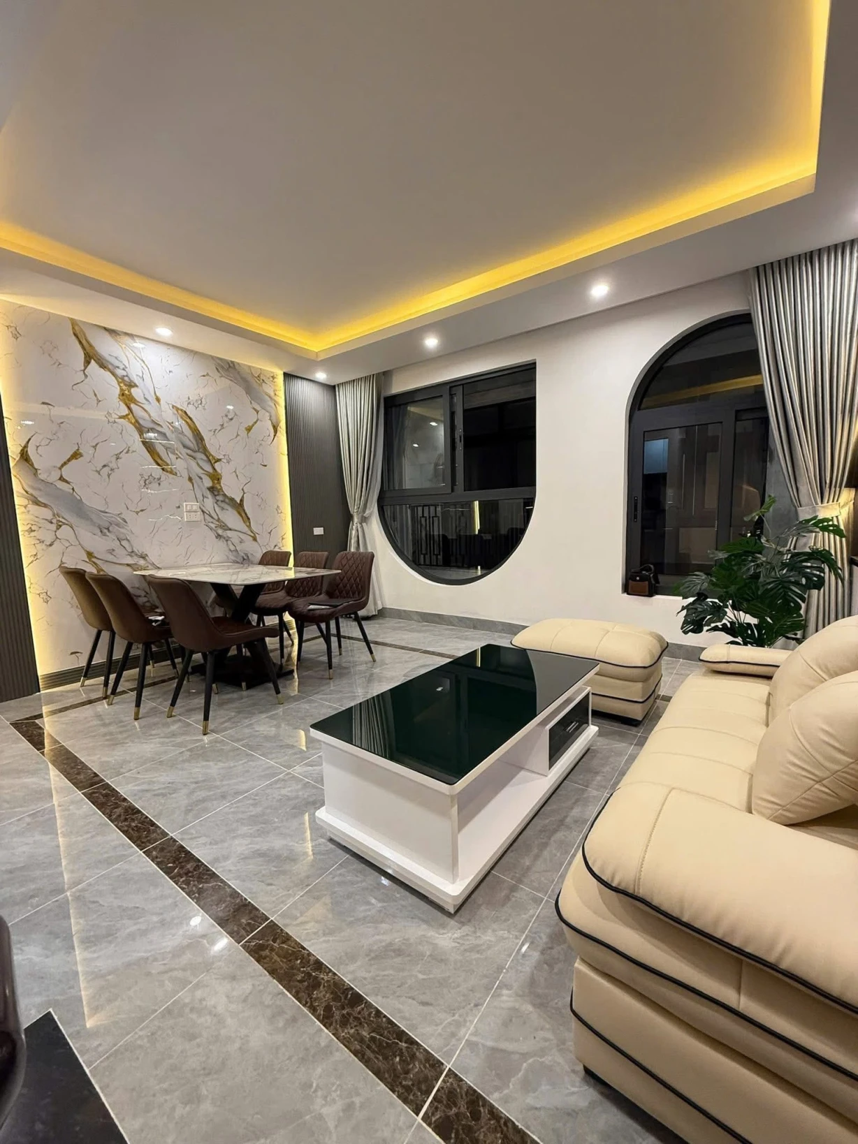 NHÀ ĐẸP LUNG LINH – CẦU GIẤY TRUNG TÂM – MUA Ở NGAY