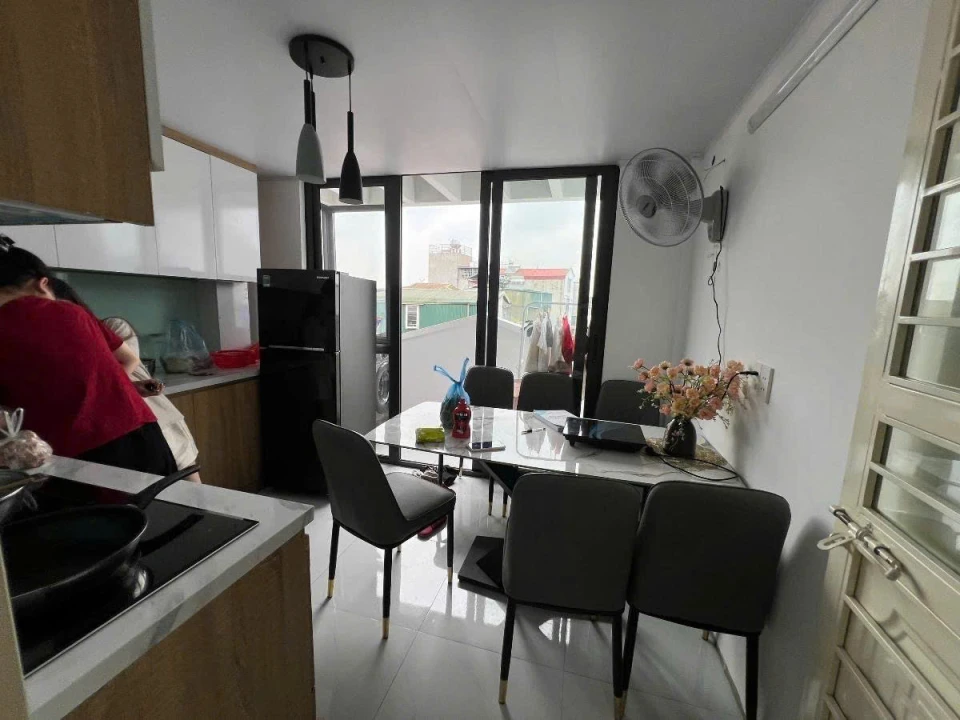 MẶT NGÕ ĐẠI LA - Ô TÔ - KINH DOANH