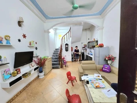 BÁN NHÀ PHỐ NGUYỄN ĐẠO AN NGÕ THOÁNG – SÁT HỒ ĐIỀU HOÀ – TIỆN ÍCH ĐA DẠNG