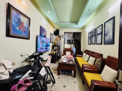 BÁN NHÀ #PHỐ_LÊ_THANH_NGHỊ,