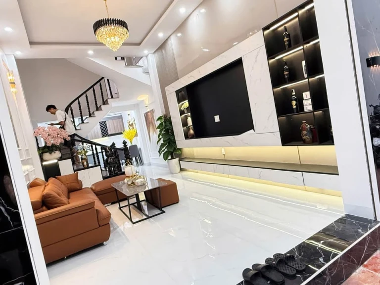 Bán căn nhà siêu đẹp Miếu Hai Xã oto cách nhà 3 bước chân