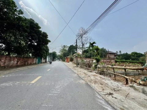 Chính chủ gửi bán 123,9m trục chính Trại Láng - Cổ Đông
