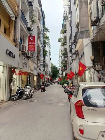 PHỐ ĐẶNG VĂN NGỮ – VIP ĐỐNG ĐA