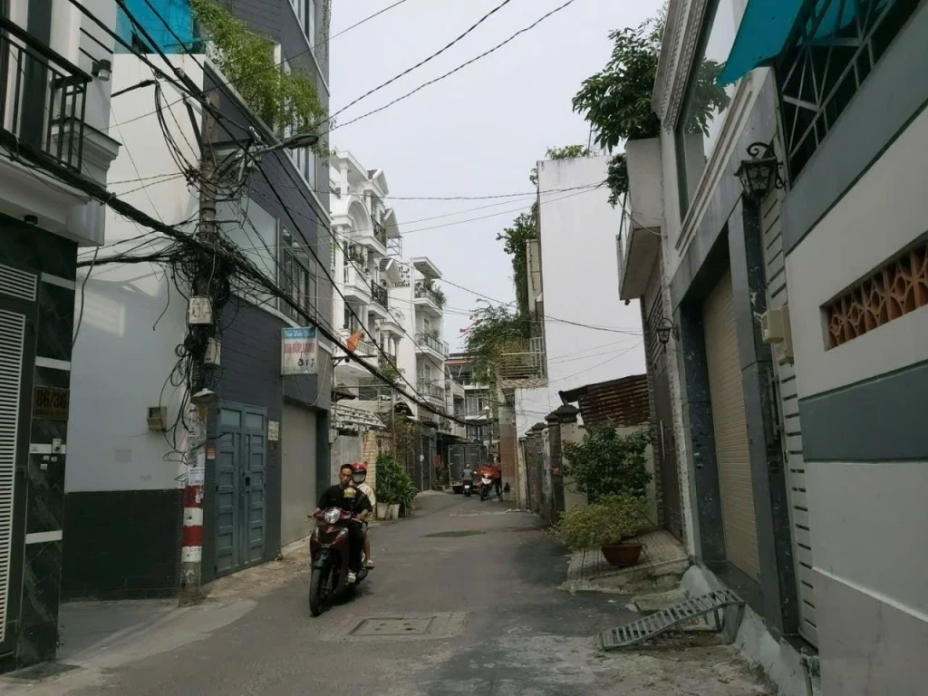 BÁN NHÀ HẺM XE HƠI QUANG TRUNG, GÒ VẤP – NHÀ ĐẸP 4 TẦNG 60M² – 7.3 TỶ TL BÁN NHÀ HẺM XE HƠI QUANG TRUNG, GÒ VẤP – NHÀ ĐẸP 4 TẦNG 60M² – 7.3 TỶ TL