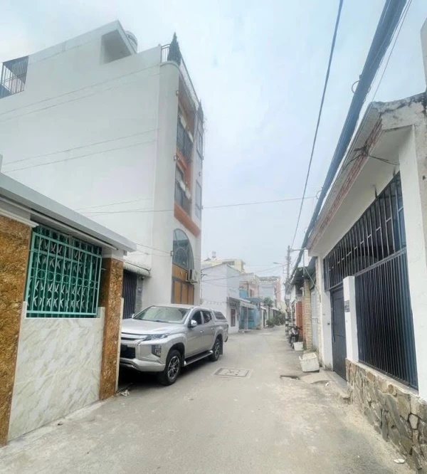 Bán nhà Gò Vấp,Nguyễn Văn Khối, hẻm xe hơi, 45m², 4 tầng, nhà mới ở ngay, 6.3 tỷTL