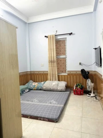 Với Dt 59 m, có ngay căn nhà 2 tầng dân xây chắc chắn, TT phường Trần lãm