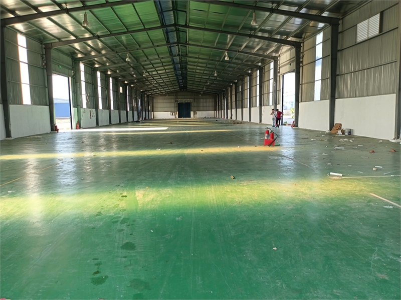 nhà xưởng cho thuê, Sơn lót epoxy, PC nghiệm thu, thời gian thuê ổn định , lâu dài SX