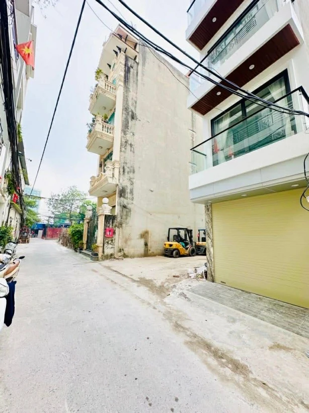 nhà đẹp Cổ Linh, 7 tầng thang máy, full nội thất, ôtô tránh, view cầu Trần Hưng Đạo