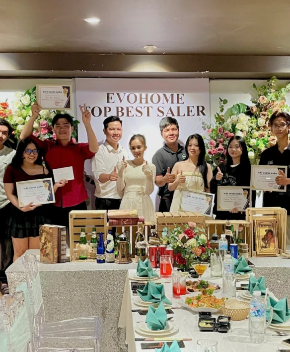 EVOHOME: Công ty TNHH MTV CẦN TUYỂN DỤNG 3 NHÂN VIÊN KINH DOANH CHO 3 VP